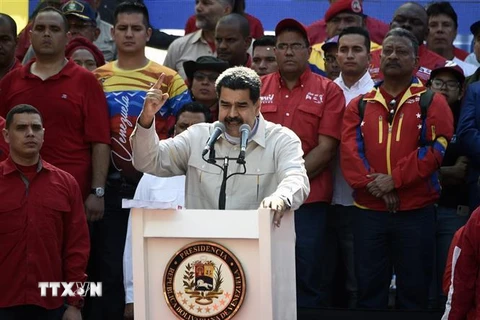 Tổng thống Venezuela Nicolas Maduro phát biểu trước những người ủng hộ ở thủ đô Caracas ngày 6/4/2019. (Ảnh: AFP/TTXVN)