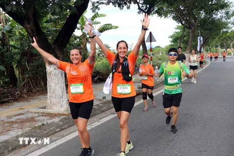 Sáng 11/8/2019, tại Công viên Biển Đông (Đà Nẵng), Cuộc thi Marathon quốc tế Manulife Đà Nẵng 2019 bước vào ngày thi chính thức. (Ảnh: Trần Lê Lâm/TTXVN)