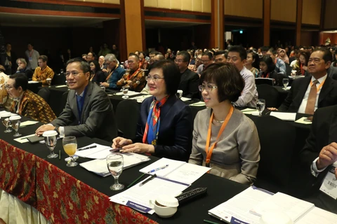 Đoàn Việt Nam do Đại sứ Nguyễn Nguyệt Nga dẫn đầu tham dự hội nghị. (Ảnh: Hữu Chiến/TTXVN)