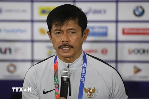 Huấn luyện viên Indra Syafri của U22 Indonesia tại buổi họp báo. (Ảnh: Hoàng Linh/TTXVN)