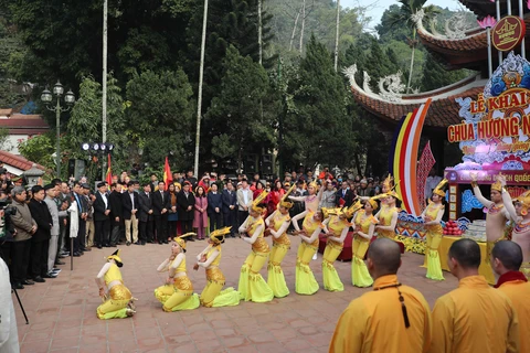 [Photo] Tưng bừng khai hội chùa Hương - Xuân Canh Tý 2020