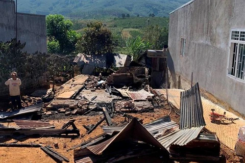 Lâm Đồng: Hỏa hoạn thiêu rụi một ngôi nhà của người nghèo vùng sâu