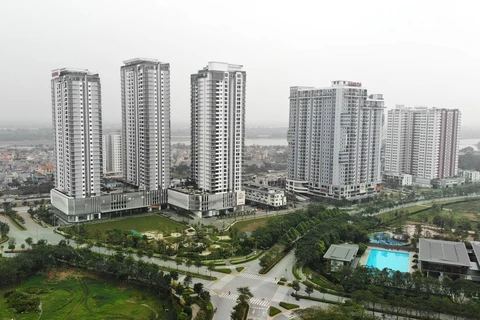 Khu biệt thự, nhà liền kề trong khu đô thị Gamuda Gaderns (Gamuda City) tại Hà Nội với vốn đầu tư từ Tập đoàn bất động sản Malaysia - Gamuda Land. (Ảnh: Danh Lam/TTXVN)