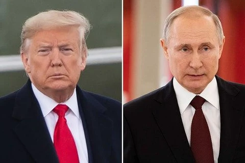 Tổng thống Mỹ Donald Trump (trái) và người đồng cấp Nga Vladimir Putin. (Nguồn: thehill.com)