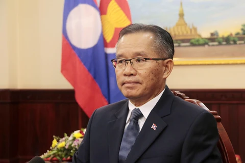 Thứ trưởng Bộ Ngoại giao, Trưởng SOM ASEAN của Lào, ông Thongphane Savanphet tại cuộc phỏng vấn. (Ảnh: Phạm Kiên/TTXVN)