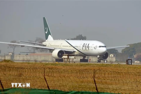 Máy bay của hãng hàng không quốc tế Pakistan (PIA). (Ảnh: AFP/ TTXVN)