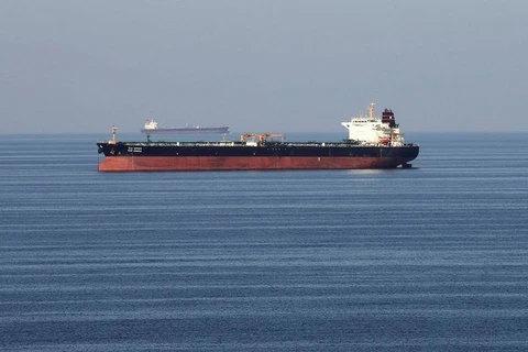 Tàu chở dầu trên eo biển Hormuz. (Nguồn: Reuters)