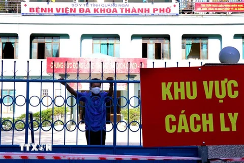 UBND tỉnh Quảng Ngãi đã ban hành lệnh phong tỏa Bệnh viện đa khoa thành phố Quảng Ngãi - nơi bệnh nhân 419 từng đến khám bệnh. ()nh: Lê Ngọc Phước/TTXVN