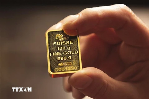 Vàng miếng được bán tại Dublin, Ireland. (Ảnh: AFP/ TTXVN)