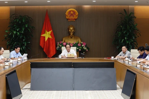 Bộ trưởng, Chủ nhiệm Văn phòng Chính phủ Mai Tiến Dũng chủ trì cuộc họp. (Ảnh: Dương Giang/TTXVN)