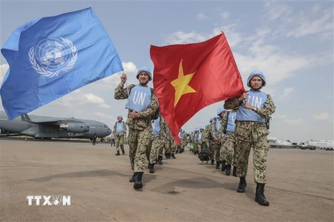 Lực lượng quân y Bệnh viện Dã chiến cấp 2 số 1 của Việt Nam tham gia lực lượng gìn giữ hòa bình của LHQ tại Nam Sudan. (Ảnh: TTXVN)