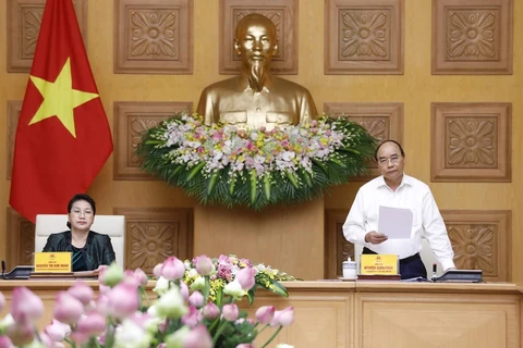 Thủ tướng Nguyễn Xuân Phúc, Bí thư Ban Cán sự Đảng Chính phủ phát biểu tại buổi làm việc. (Ảnh: Dương Giang/TTXVN)