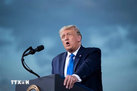 Tổng thống Mỹ Donald Trump phát biểu trong cuộc vận động tranh cử tại Jacksonville, bang Florida ngày 24/9/2020. (Ảnh: AFP/TTXVN)