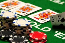 TP.HCM: Đột kích sòng bạc Poker trong khu chung cư cao cấp