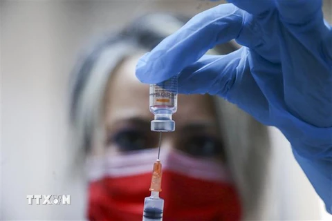 Vắcxin phòng COVID-19 tại Ankara, Thổ Nhĩ Kỳ, ngày 15/1/2021. (Ảnh: THX/TTXVN)