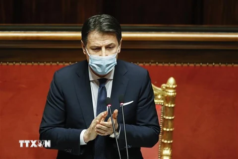 Thủ tướng Italy Giuseppe Conte phát biểu tại phiên bỏ phiếu tín nhiệm của Thượng viện ở Rome, ngày 19/1/2021. (Ảnh: AFP/TTXVN)