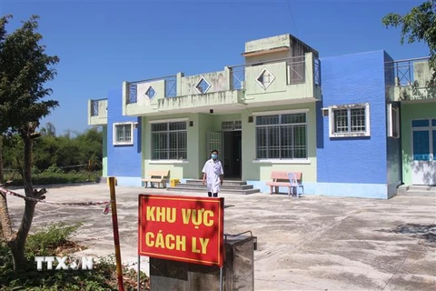 Khu vực nhà công vụ của cán bộ Phòng khám đa khoa khu vực Ninh Sim, thị xã Ninh Hòa, Khánh Hòa được dùng làm khu cách ly bệnh nhân COVID -19. (Ảnh: Phan Sáu/TTXVN)