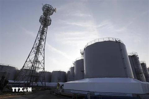 Các thùng chứa nước thải đã qua xử lý tại Nhà máy Điện hạt nhân Fukushima số 1 vào thời điểm tháng 10/2019. (Ảnh: Đào Thanh Tùng/TTXVN)