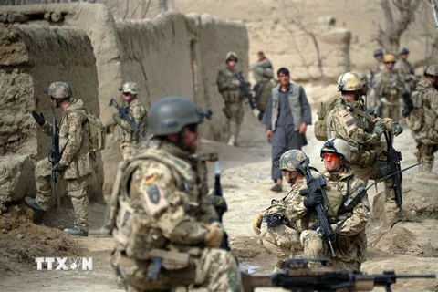 Binh sỹ Đức tuần tra tại tỉnh Kunduz, Afghanistan, ngày 29/3/2012. (Ảnh: AFP/TTXVN)
