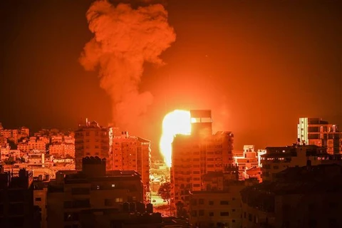 Cảnh Israel dồn dập dội bom quyết giết thủ lĩnh của nhóm Hamas ở Gaza