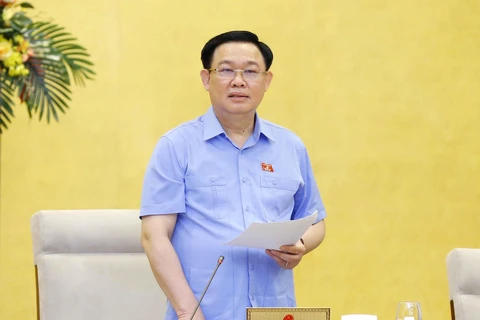 Chủ tịch Quốc hội Vương Đình Huệ phát biểu kết luận Phiên họp. (Ảnh: Doãn Tấn/TTXVN)