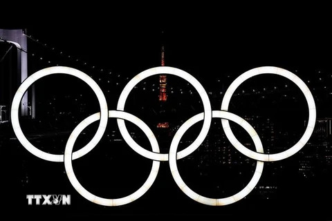 Biểu tượng Olympic tại Tokyo, Nhật Bản, ngày 21/7/2021. (Ảnh: THX/TTXVN)