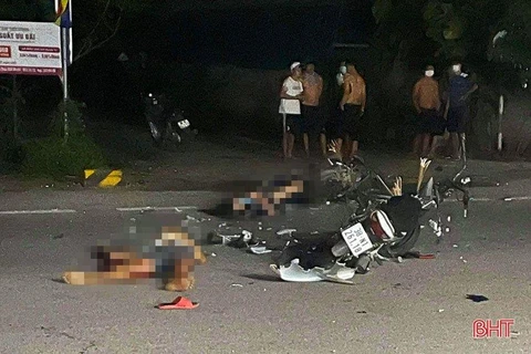 Hà Tĩnh: Hai xe máy va chạm làm 3 người tử vong tại chỗ tại Nghi Xuân