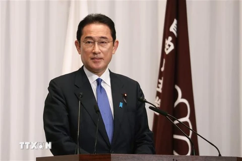 Ông Fumio Kishida tại cuộc họp báo ở Tokyo, sau khi được bầu làm Chủ tịch đảng Dân chủ Tự do (LDP) ngày 29/9. (Ảnh: THX/TTXVN)
