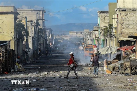 Một tuyến đường ở thủ đô Port-au-Prince, Haiti. (Ảnh: AFP/TTXVN)
