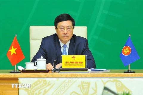Phó Thủ tướng Thường trực Phạm Bình Minh phát biểu tại Hội nghị. (Ảnh: Minh Đức/TTXVN)