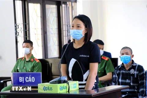 Bị cáo Nguyễn Thị Phương tại phiên tòa. (Ảnh: Đinh Văn Nhiều/TTXVN)