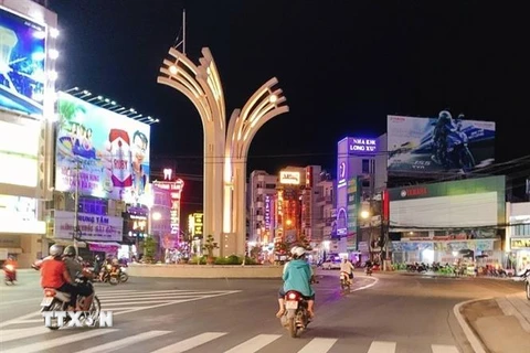 Đường phố tại An Giang. (Ảnh: Thanh Sang/TTXVN)