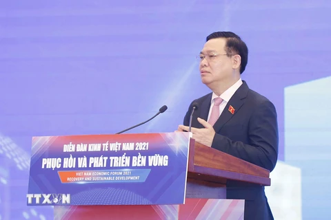 Chủ tịch Quốc hội Vương Đình Huệ phát biểu bế mạc. (Ảnh: Doãn Tấn/TTXVN)