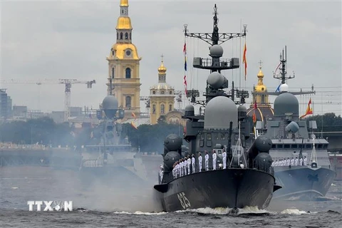 Tàu chiến Nga. (Ảnh: AFP/TTXVN)
