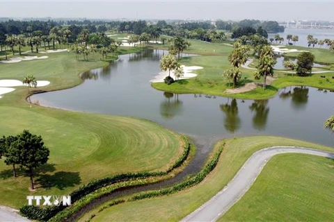 Sân golf Đầm Vạc (thành phố Vĩnh Yên) với 18 lỗ đạt tiêu chuẩn thi đấu quốc tế đã sẵn sàng các điều kiện thi đấu cho Giải Golf- SEA Games 31. (Ảnh : Hoàng Hùng/TXVN)