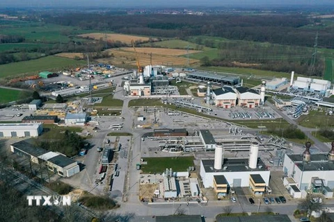 Một trạm nén khí của mạng lưới khí đốt tự nhiên tại Werne, Đức. (Ảnh: AFP/TTXVN)