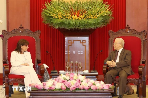 Tổng Bí thư Nguyễn Phú Trọng và Tổng thống Hy Lạp Katerina Sakellaropoulou tại buổi tiếp. (Ảnh: Trí Dũng/TTXVN)