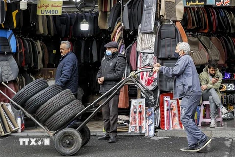 Đường phố tại thủ đô Teheran. (Ảnh: AFP/TTXVN)