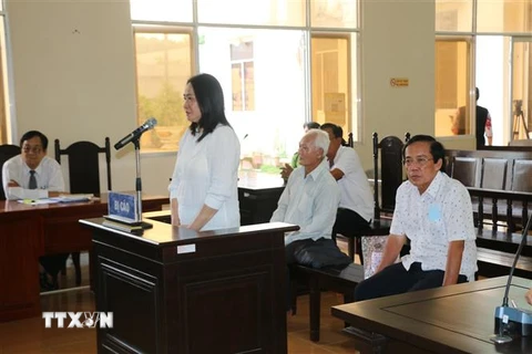 Bị cáo Nguyễn Thanh Phượng tại phiên tòa. (Ảnh: Tuấn Kiệt/TTXVN.)
