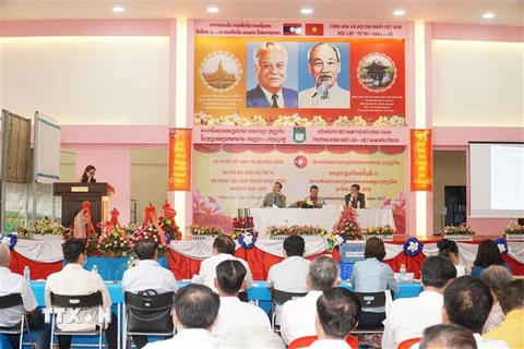 Toàn cảnh Đại hội đại biểu Hội người Việt Nam tại Thủ đô Vientiane tổ chức khóa XI. (Ảnh: Bá Thành/TTXVN)