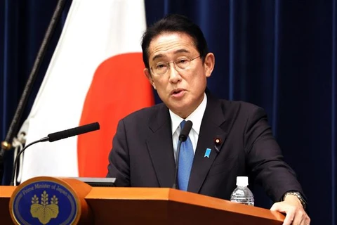 Thủ tướng Nhật Bản Fumio Kishida phát biểu tại cuộc họp báo ở Tokyo. (Ảnh: AFP/TTXVN)