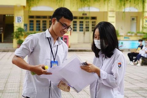 Thí sinh thi tốt nghiệp THPT tại Hà Nội. (Ảnh: PV/Vietnam+)