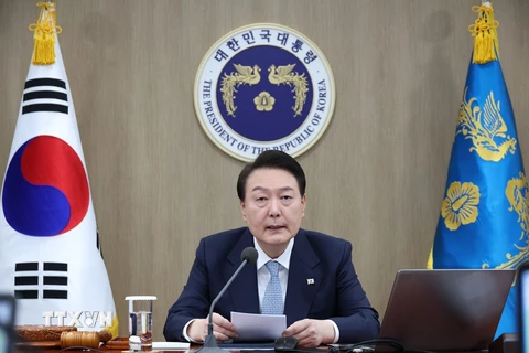 Tổng thống Hàn Quốc Yoon Suk Yeol phát biểu trong cuộc họp nội các ở Seoul ngày 25/1. (Ảnh: Yonhap/TTXVN)