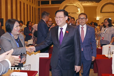 Chủ tịch Quốc hội Vương Đình Huệ đến Diễn đàn Chính sách Đối ngoại. 