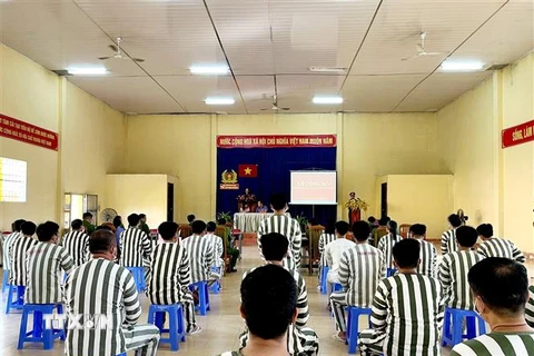Lễ công bố Quyết định đặc xá năm 2022 của Trại tạm giam Chí Hòa. (Ảnh minh họa: TTXVN phát)