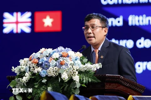Thứ trưởng Thường trực Bộ Ngoại giao Nguyễn Minh Vũ phát biểu tại lễ kỷ niệm. (Ảnh: An Đăng/TTXVN)