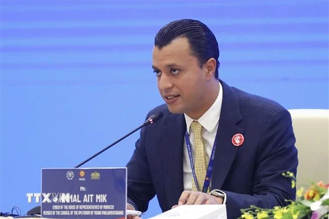Nghị sỹ Maroc, thành viên Ban Lãnh đạo Diễn đàn Nghị sỹ Trẻ Liên minh Nghị viện Thế giới (IPU) Kamal Ait Mik phát biểu. (Ảnh: TTXVN)
