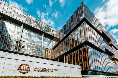 AIIB là một ngân hàng phát triển đa phương có nhiệm vụ tài trợ cho cơ sở hạ tầng ưu tiên tính bền vững. (Nguồn: AIIB)
