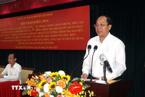 Phó Bí thư Thành ủy Thành phố Hồ Chí Minh Nguyễn Hồ Hải phát biểu tại Hội thảo. (Ảnh: Anh Tuấn/TTXVN)