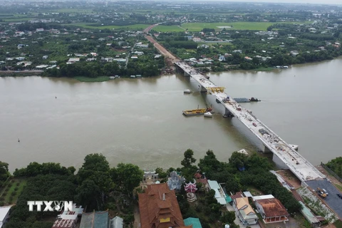 Cầu Bạch Đằng 2 dự kiến hoàn thành vào tháng 9/2024. (Ảnh: Công Phong/TTXVN)